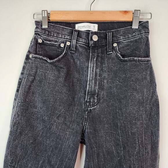 Abercrombie & Fitch Curve Love Ankle Straight Ultra High Rise Jeans 2/26R Black - Picture 3 of 8
